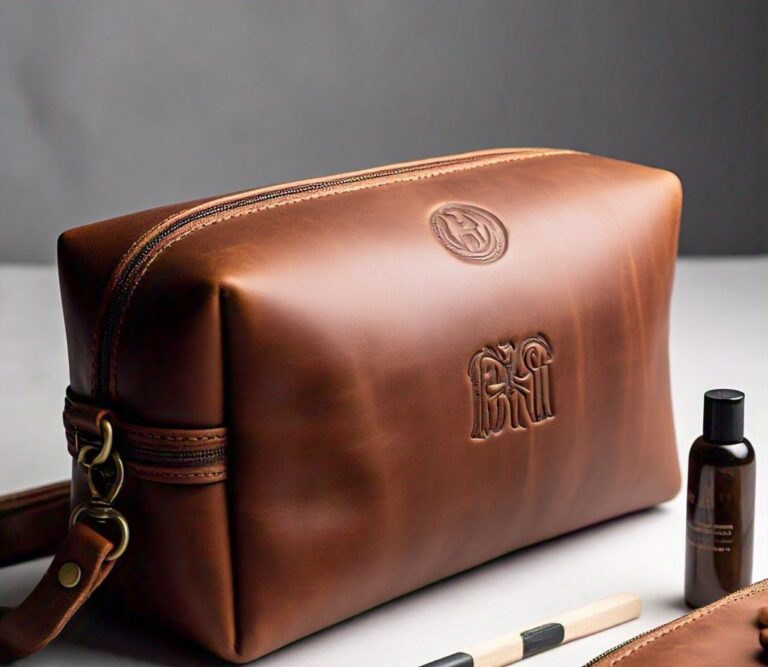 Men's Leather Toiletry Bag