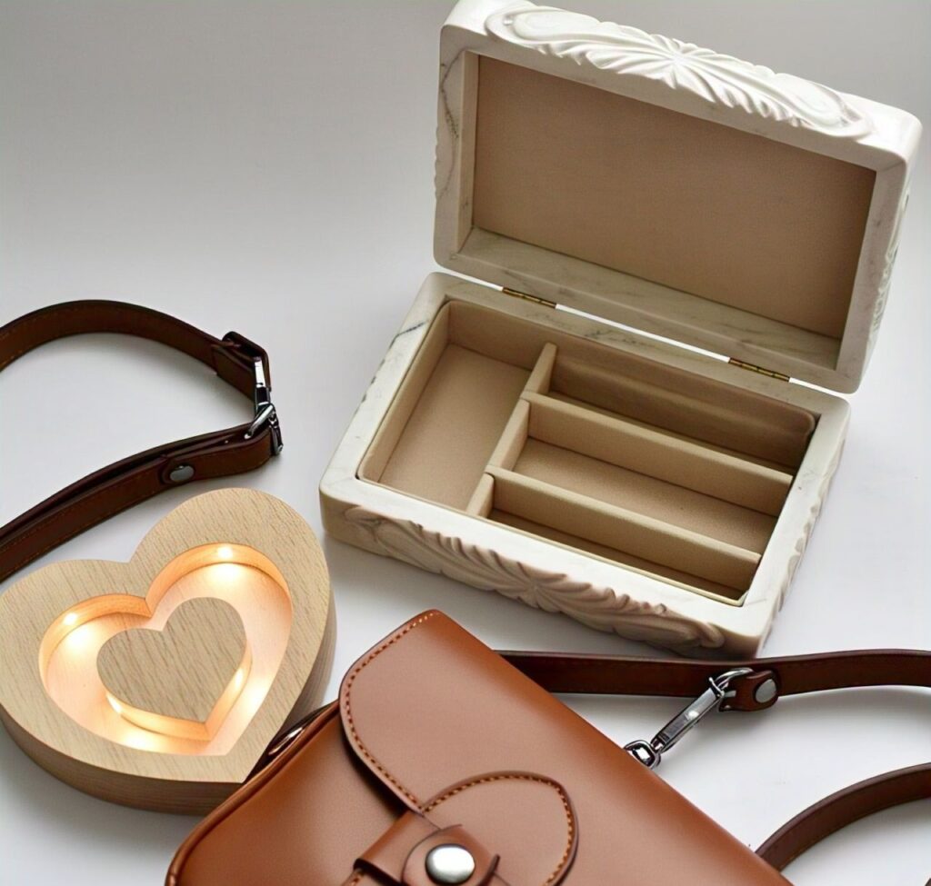 Custom handicrafts in bulk, wholesale pricing