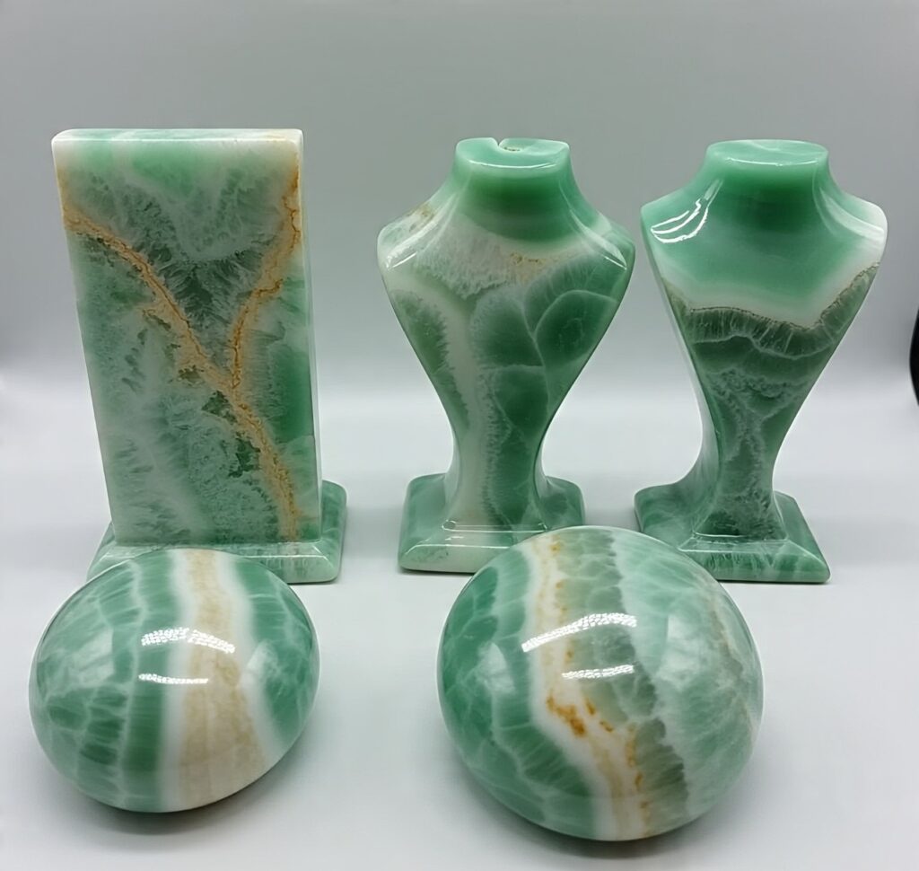 Custom onyx jewelry stands